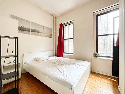 Rented by Oxford Property Group | media 1