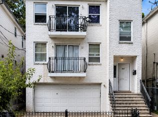 807 S 14th St #1, Newark, NJ 07108