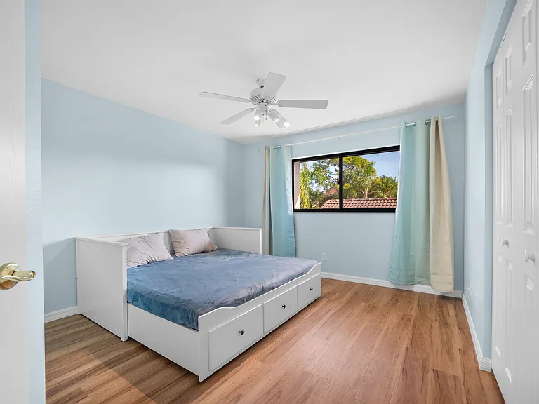 5612 Ashton Lake Dr #5612 — Photo 19