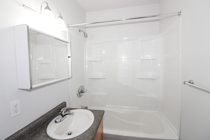Winnipeg Apartment for rent - 1 Bedroom — photo 13