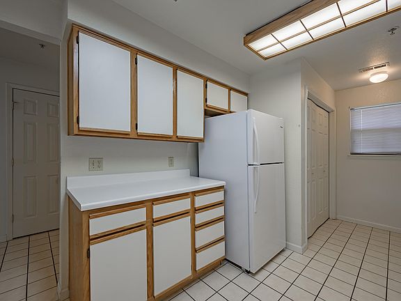 3rd image of 350 S Wildwood Dr #3