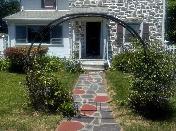 23 E Providence Rd, Yeadon, PA 19050