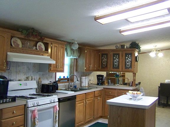 5th image of 100 Gordon Ln Trlr 225
