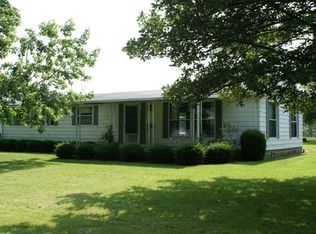 1435 Lake Rd NE, Lancaster, OH 43130