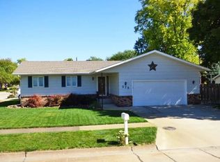 579 10th Ave, Columbus, NE 68601