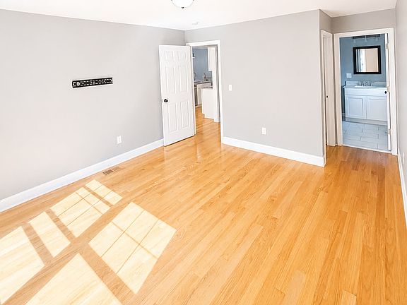 5th image of 59 Midland Rd