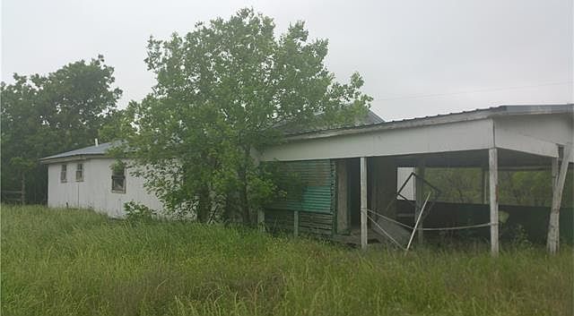 2nd image of 109 Landren Ln