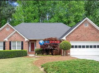 1925 Wynfield Point Dr, Buford, GA 30519
