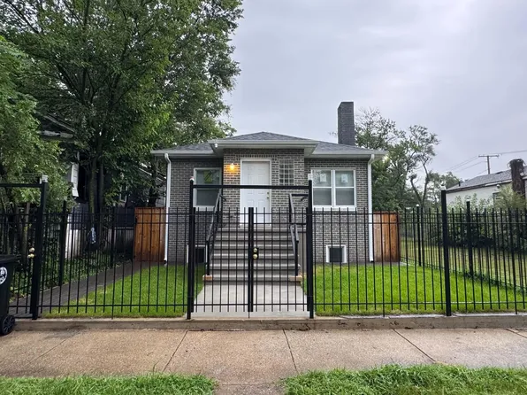2451 Polk St, Gary, IN 46407