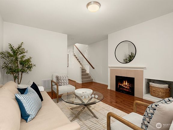 4th image of 2852 S Nevada Street