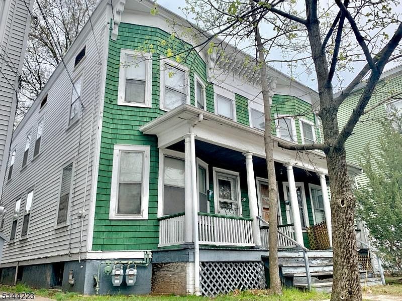 2nd image of 432 Somerset St
