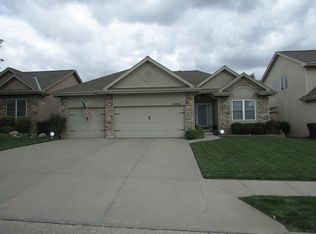 16632 Miami St, Omaha, NE 68116