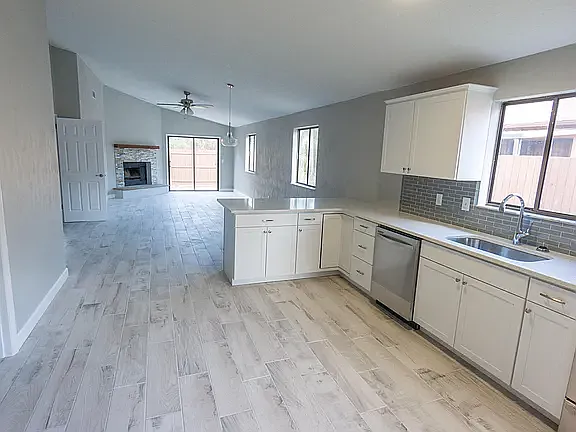 318 Timberline Trl — Photo 10