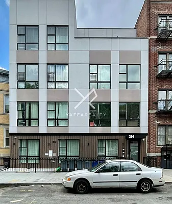 Rented by Yaffa Realty LLC | media 9