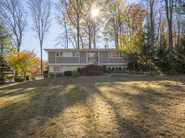 1 Aspen Lane, New City, NY 10956