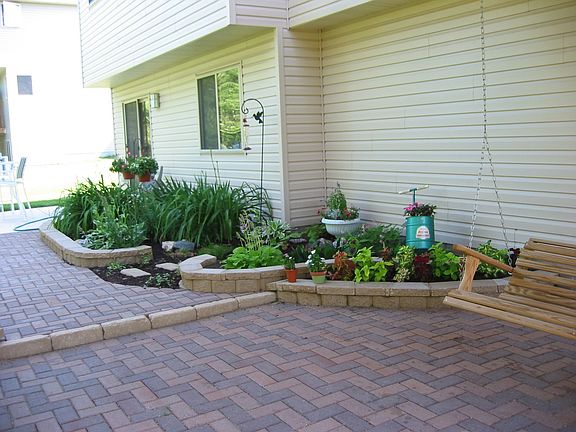 Paver patio and walkway