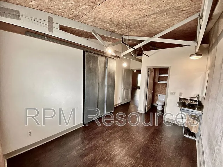 300 Summit Ridge Dr #B1 — Photo 18