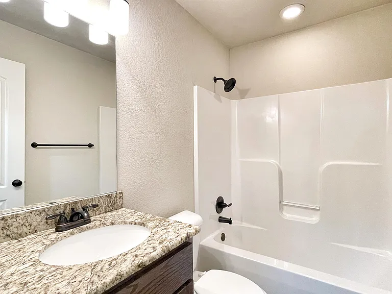 531 Captain Reid Ln — Photo 33