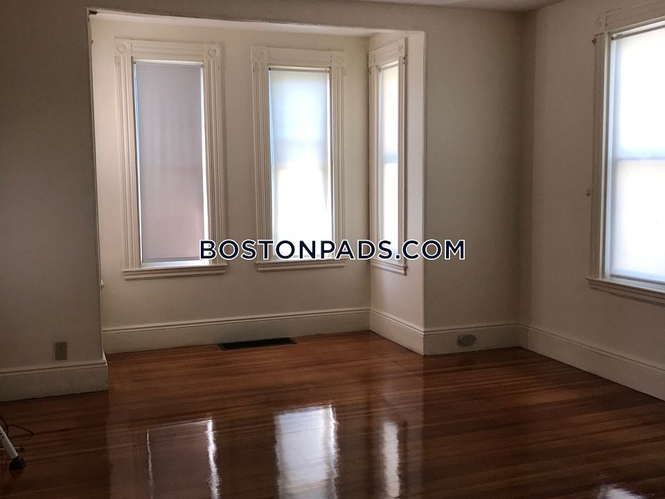 2nd image of 57 Old Morton St #1
