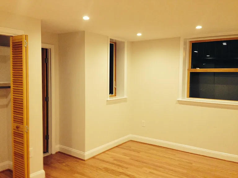 1447 E Capitol St #B — Photo 13