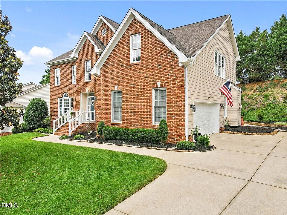 1st image of 744 Highwater Pl