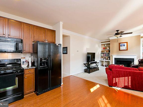 4th image of 104 Portrush Ln