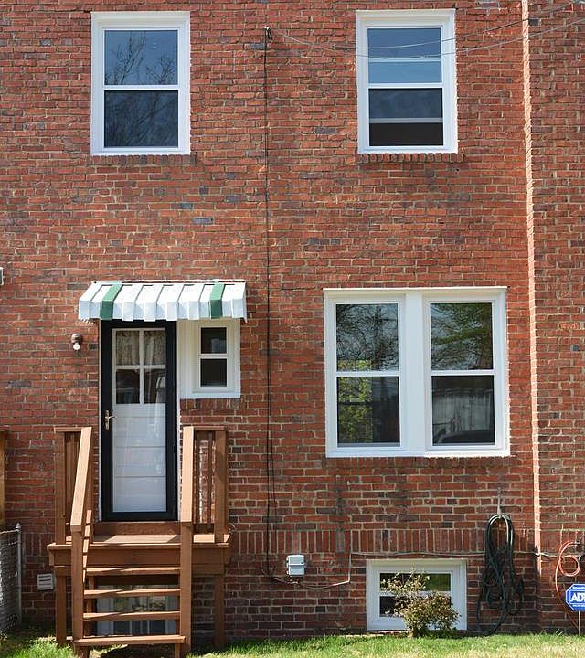 2nd image of 3930 S St SE