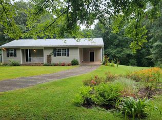 64 Chantilee St, Commerce, GA 30529