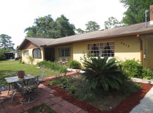 5215 SE 188th Ct, Ocklawaha, FL 32179