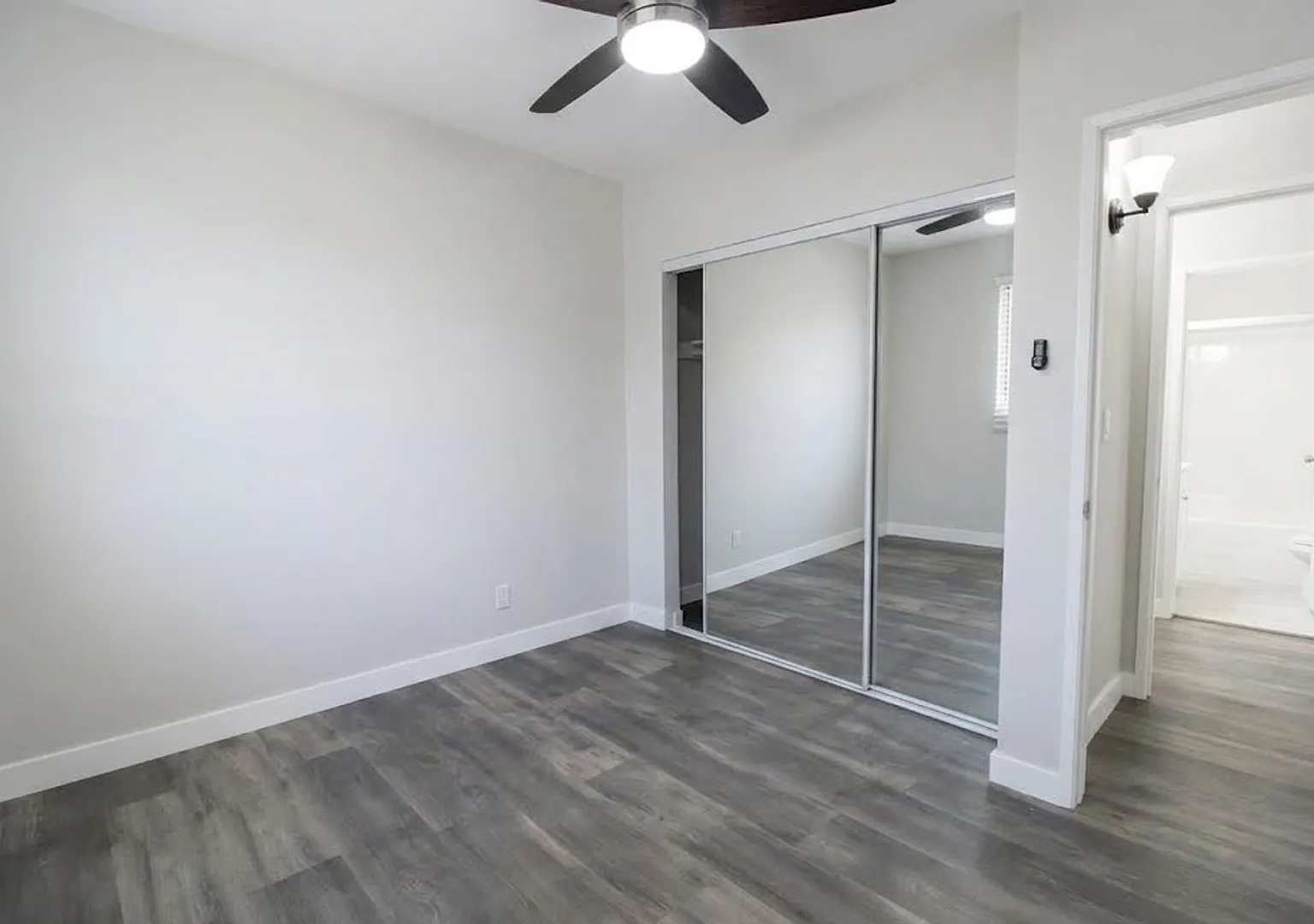 11120 S Normandie Avenue — Photo 4