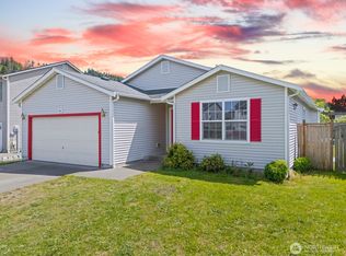 208 Nelsen St NE, Orting, WA 98360