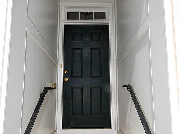 2nd image of 15212 Rosemont Manor Dr