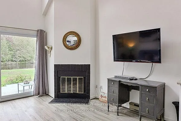 81 Laguna Pkwy S #10 — Photo 9