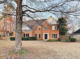 475 Leggett Dr, Lawrenceville, GA 30043