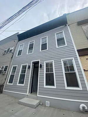 Rented by Massada Home Sales Inc | media 17