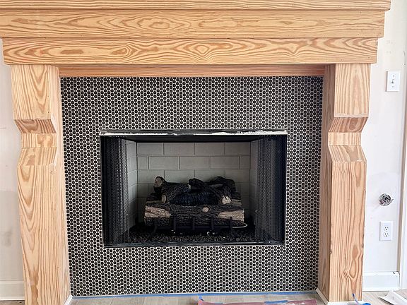 4th image of 260 Freedom Ln