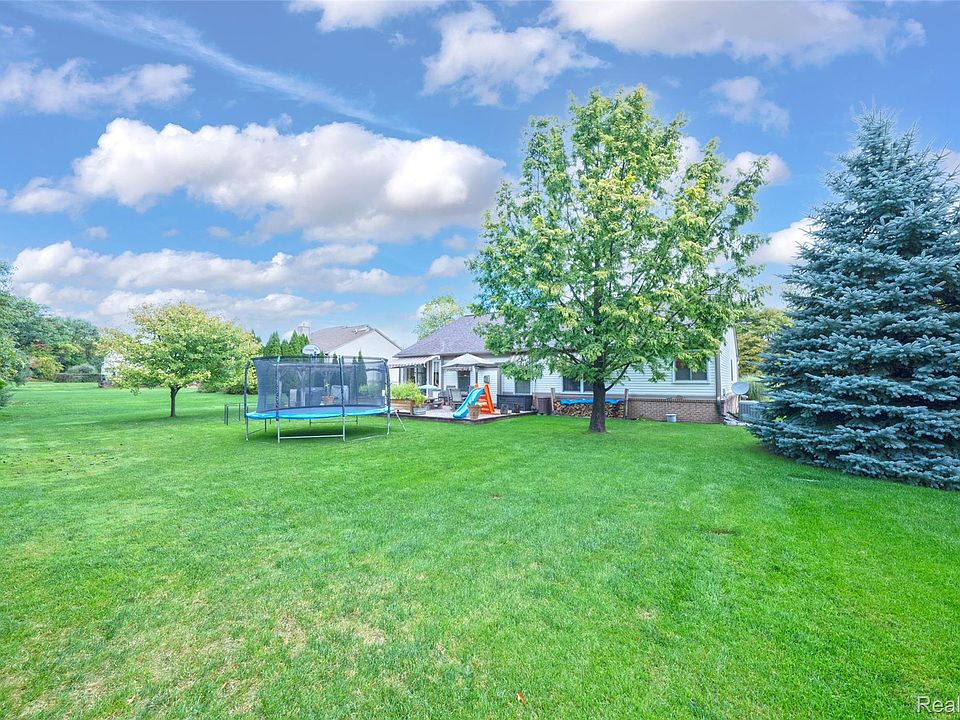 10199 Wellington Dr, photo 23