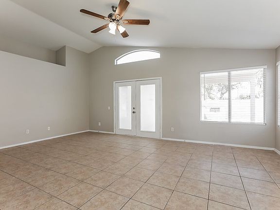 3rd image of 72 N Cholla St