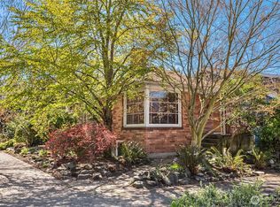 1821 N 47th Street, Seattle, WA