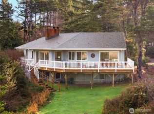 21909 Pacific Way, Ocean Park, WA 98640