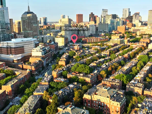 75 Clarendon St APT 401, Boston, MA 02116