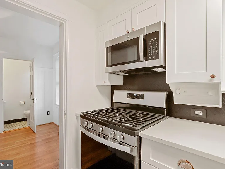 3273 Worthington St NW — Photo 14