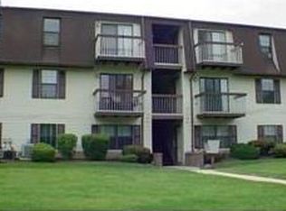 1112 Wallace St, Edison, NJ 08817