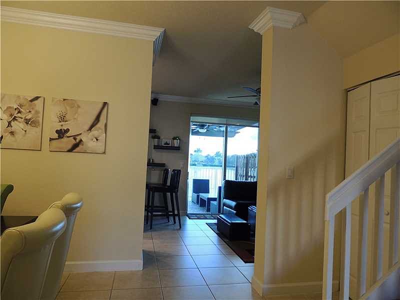 1st image of 11348 NW 87th Ln
