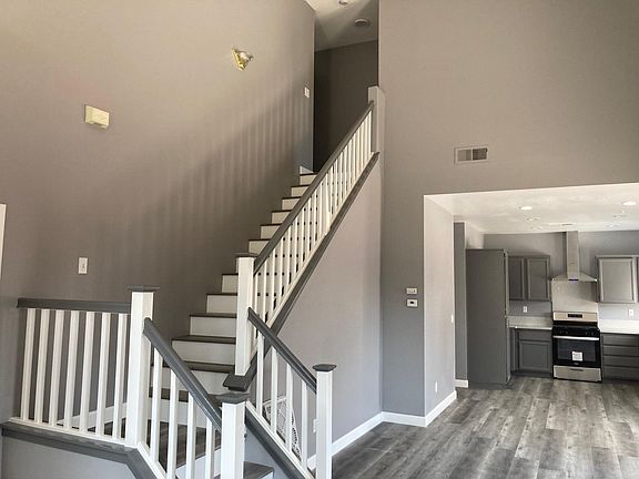 5th image of 11329 Pinyon Ct