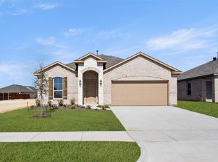 1904 Cheyenne Dr, Cleburne, TX 76033