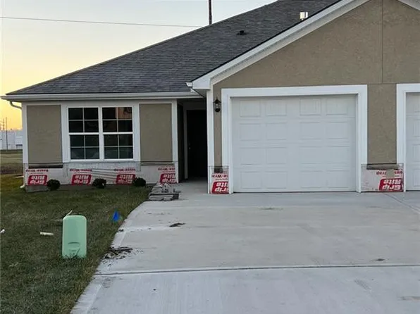 21005 E 8th St S, Independence, MO 64056