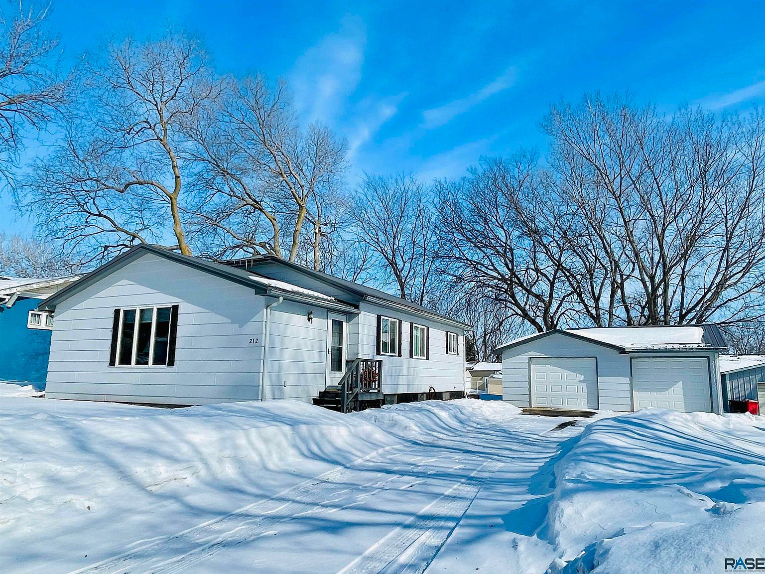212 S Clark St, SD 57070 Zillow
