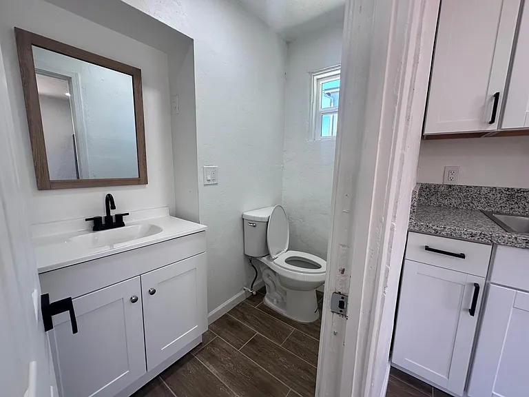 2614 N Balboa Ave #2 — Photo 3