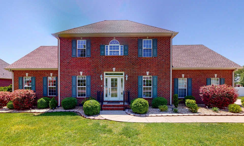 1st image of 226 Appleby Ct